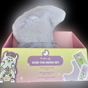 The Crème Shop Over The Moon Set Gray Teddy Plush Makeup Bag New